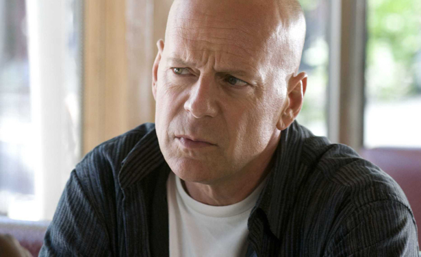 bruce-willis-zbunjen